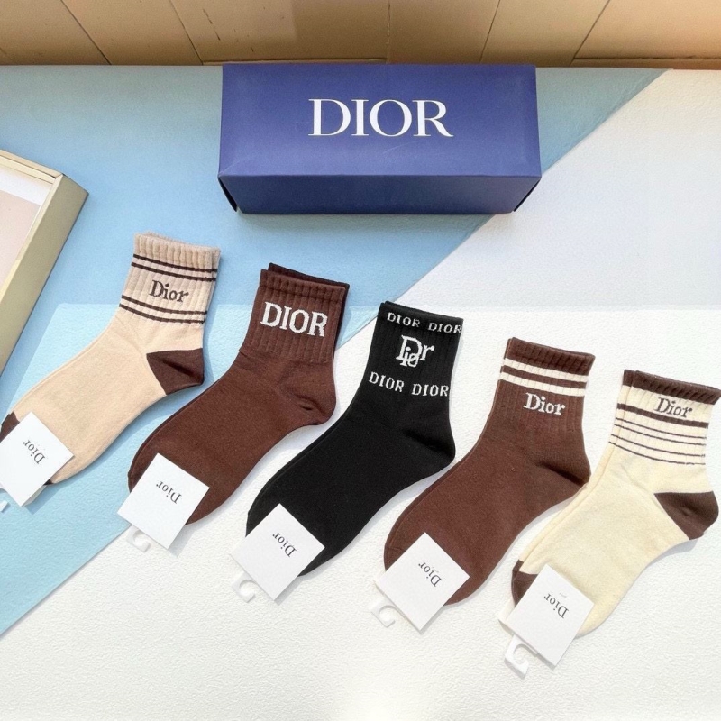 DIOR